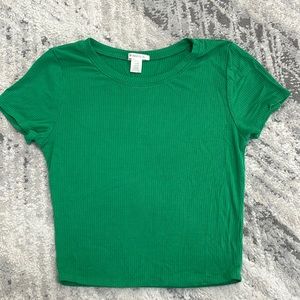 Green crop top L
